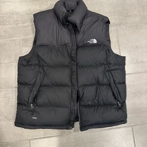 The North Face Men's Dark Puffer Vest